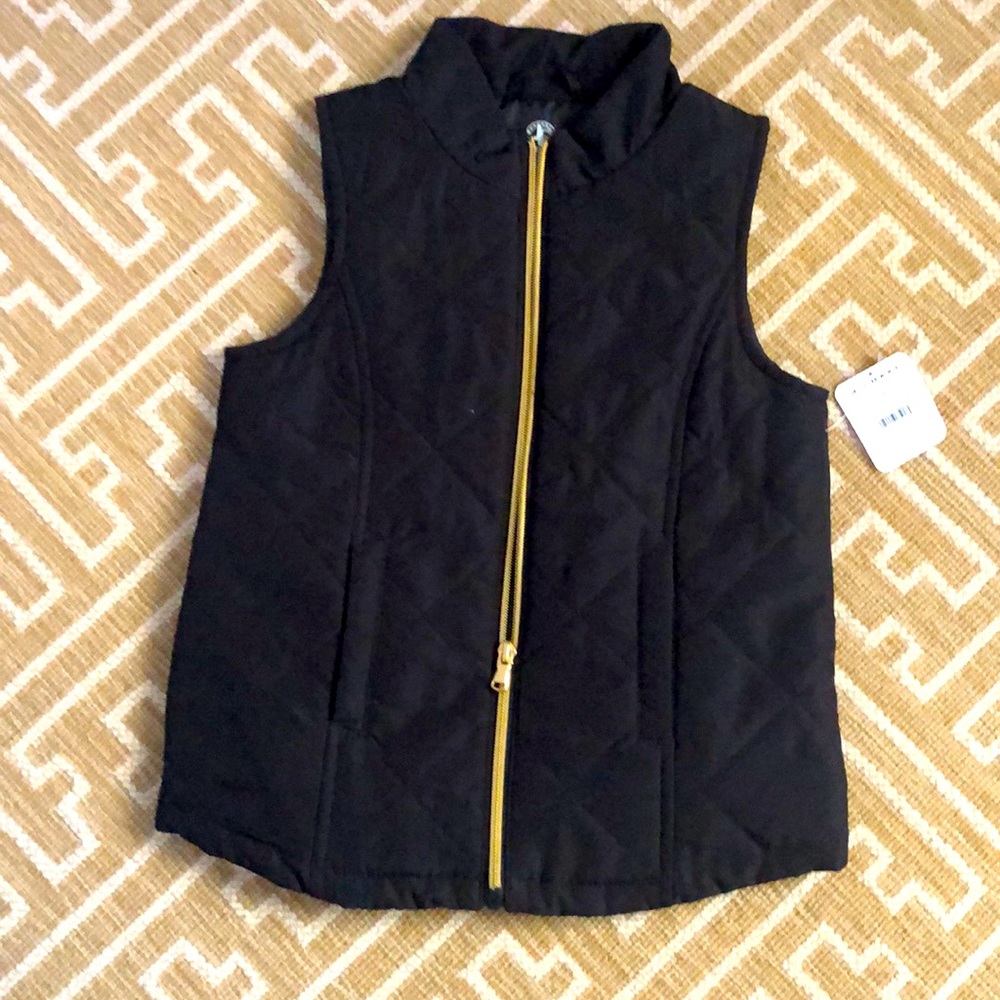 Shell Vest w/gold zipper and pockets